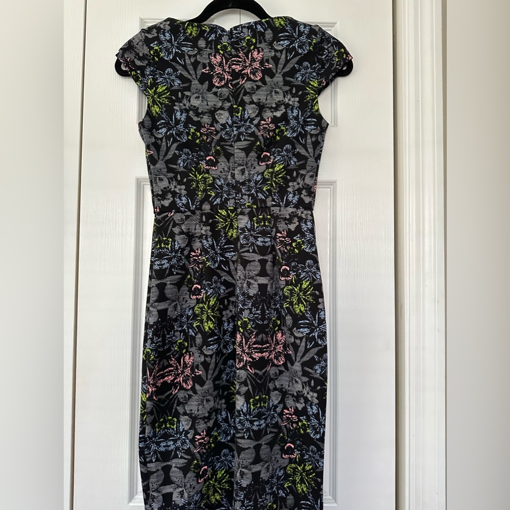 Victoria Secret - size zero midi dress.